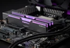 Kit G.Skill DDR5 32 Go 6000 CL28 installé dans une configuration PC gaming moderne